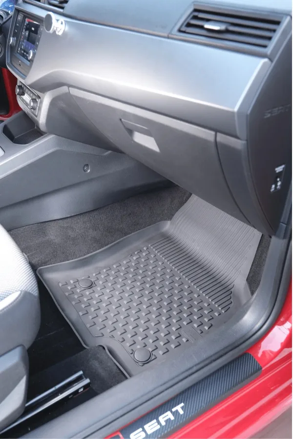 Sahler Seat Ibiza5 دواسات سيارة SAHLER مصممة خصيصًا لسيارات سيات إيبيزا Seat Ibiza 2017 وما بعدها